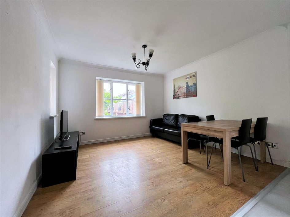 Sloane Court, Sandyford, Newcastle - Image 2